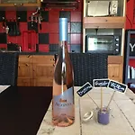 Mas Des Tournevents Alojamento de Acomodação e Pequeno-almoço 3*