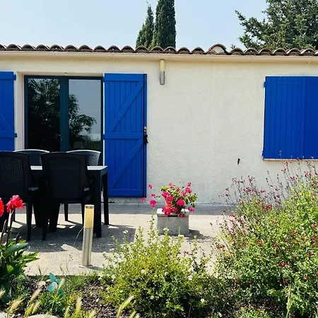 Mas Des Tournevents Bed & Breakfast *